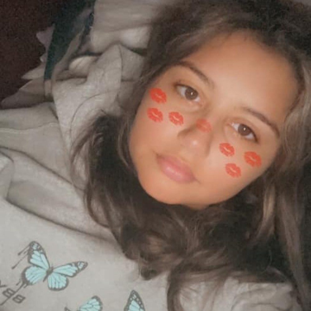 Meet your Posher, Cely